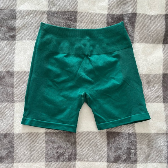 Aurola Shorts Bundle of 4 - Picture 3 of 9